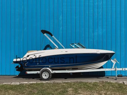 Bayliner Bowrider VR5 beoordelingen en specificaties